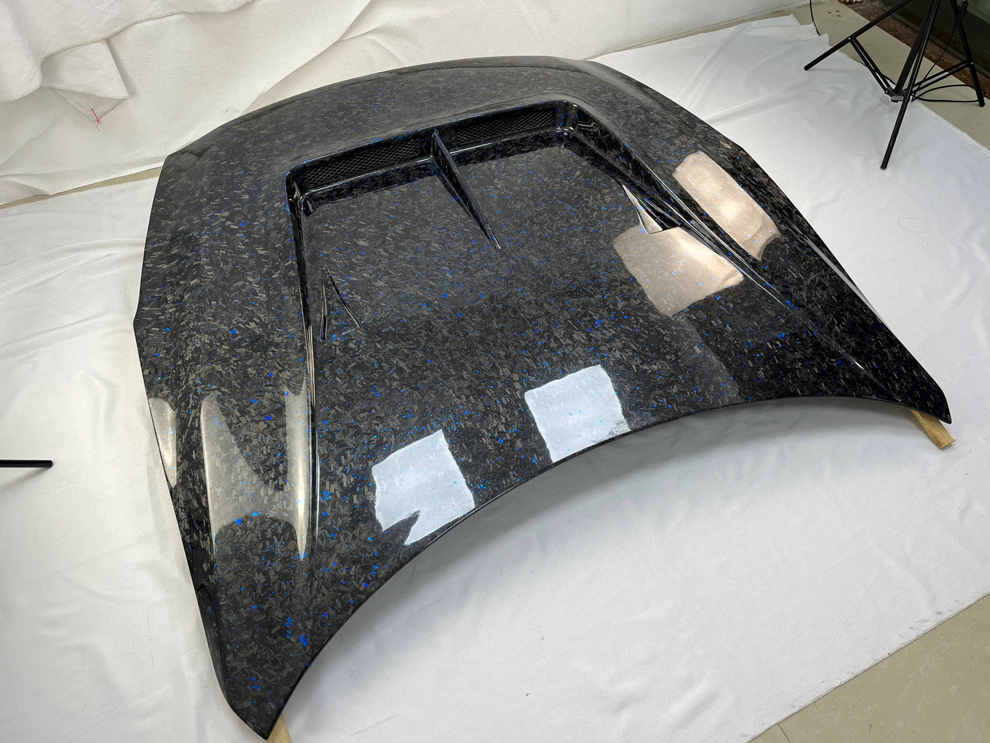 Nissan GTR-R35 Carbon Fiber Hood